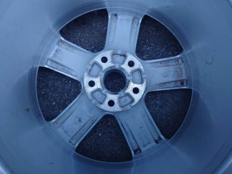 VW 17 " wheel
