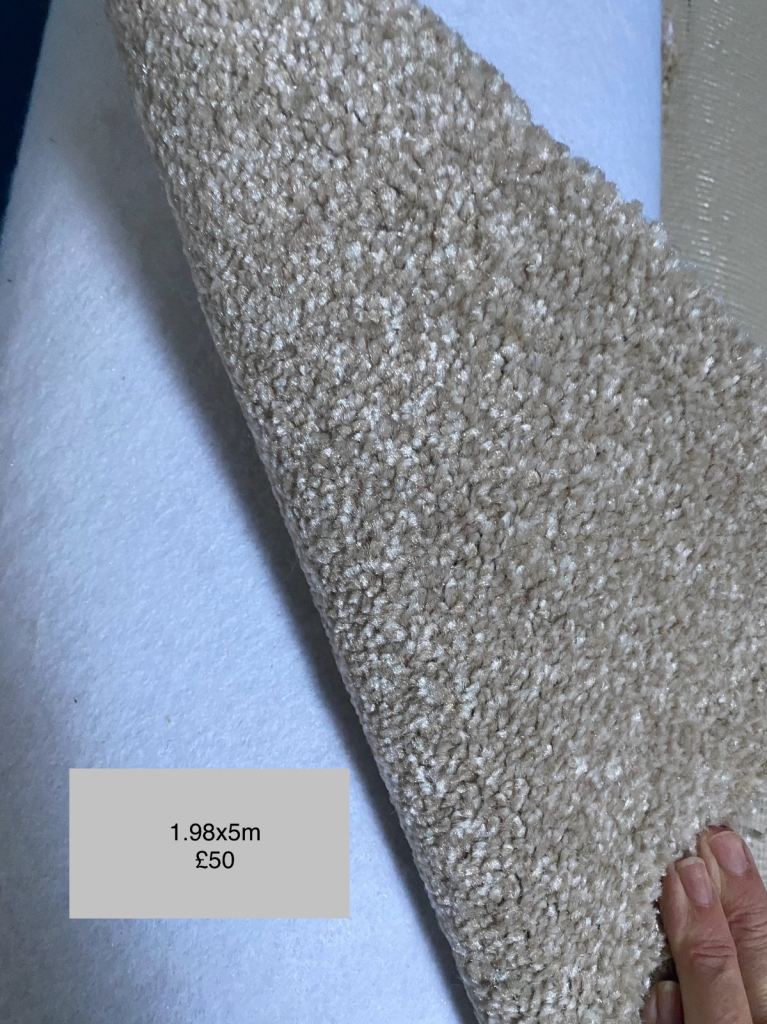 Beige 5m wide carpet remnant 1.98x5m