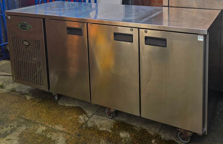 Foster Three Door Flat Counter Fridge EPRO1/3H, Worktop Prep Catering Commercial Fridge 
