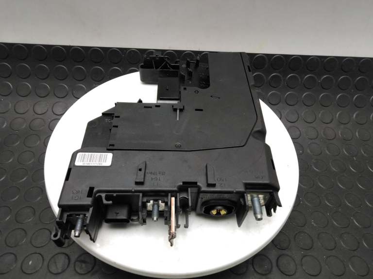 Mercedes E Class Battery Terminal 2009-2017