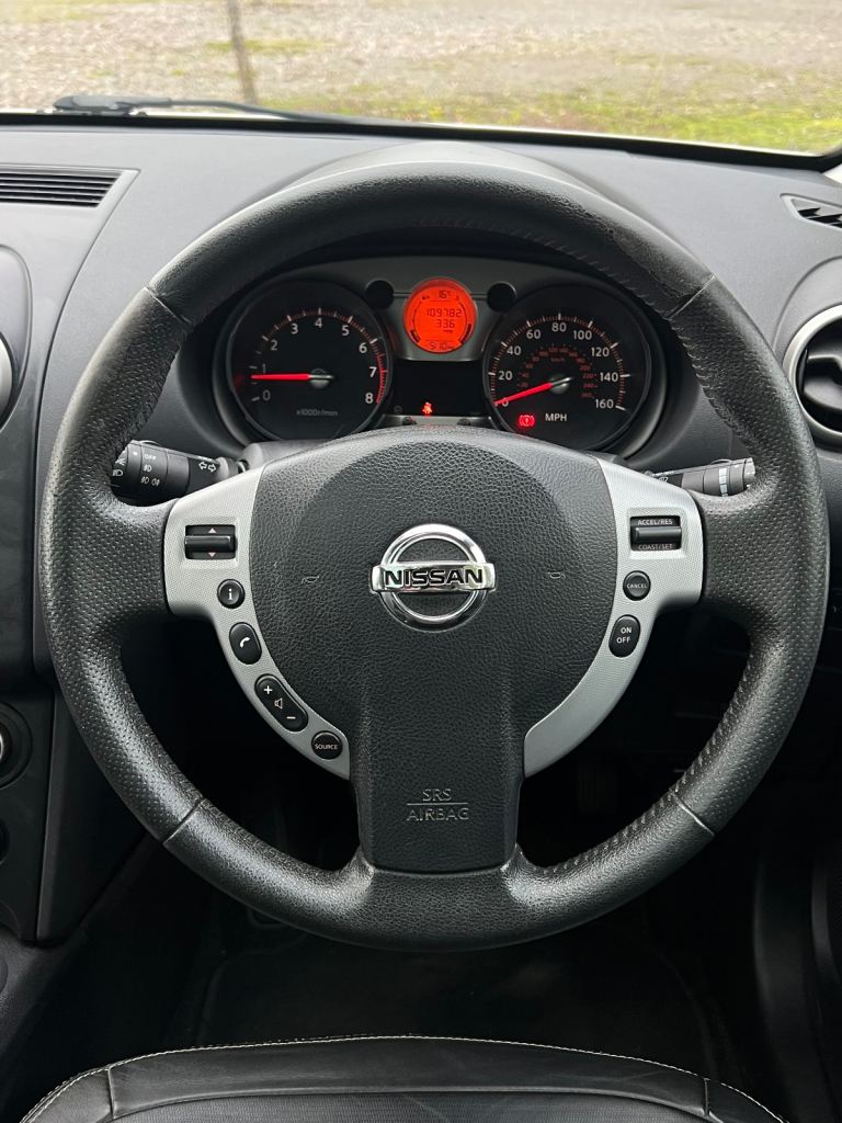 Nissan, QASHQAI, Hatchback, 2009, Manual, 1997 (cc), 5 doors