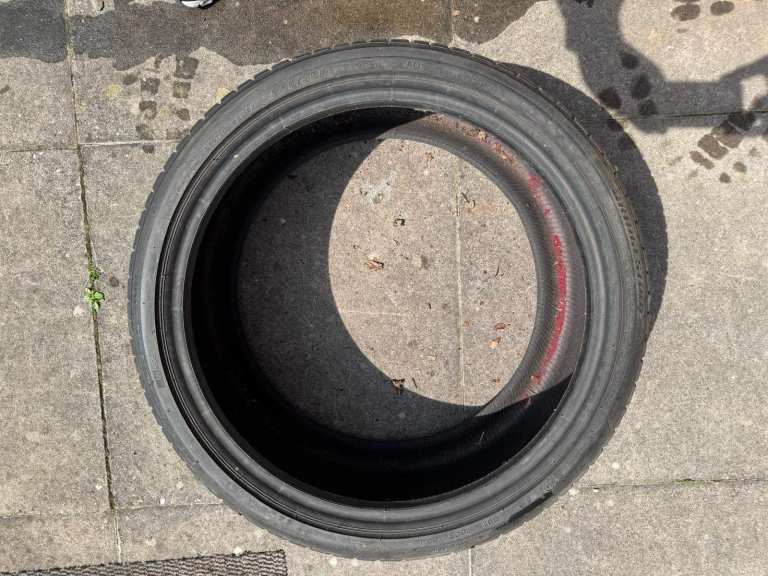 Bridgestone potenza 245 35 19 tyre 5mm thread approx