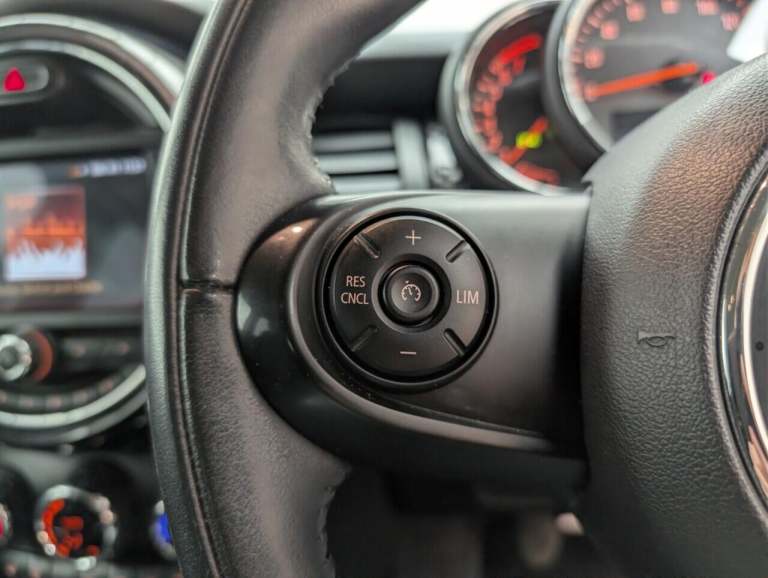 2020 MINI Hatch 2.0 Cooper S Classic Hatchback 5dr Petrol Manual Euro 6 (s/s) (192 ps) COMF HATCH...