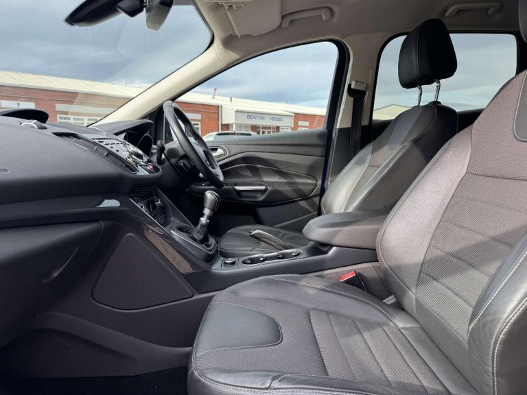 2014 Ford Kuga 2.0 Kuga Titanium 4x2 TDCi 5dr - NATIONAL DELIVERY* SUV Diesel Manual