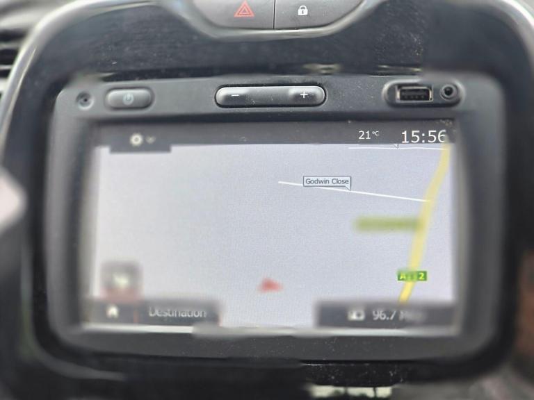 2016 Renault Captur 1.2 TCe ENERGY Dynamique Nav Auto Euro 6 (s/s) 5dr HATCHBACK Petrol Automatic