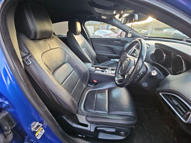 Jaguar, XE, Saloon, 2017, Other, 1999 (cc), 4 doors