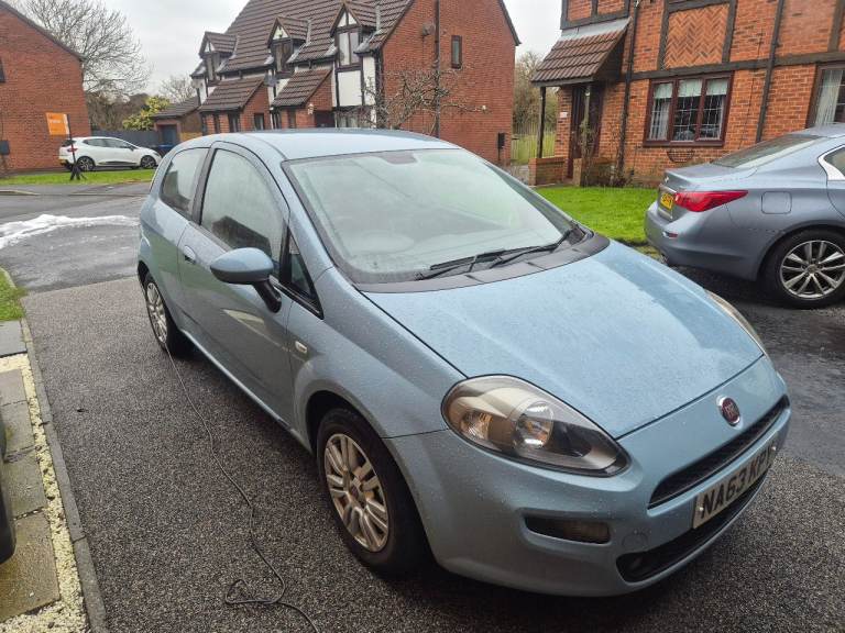 Fiat, PUNTO, Hatchback, 2013, Manual, 1242 (cc), 3 doors