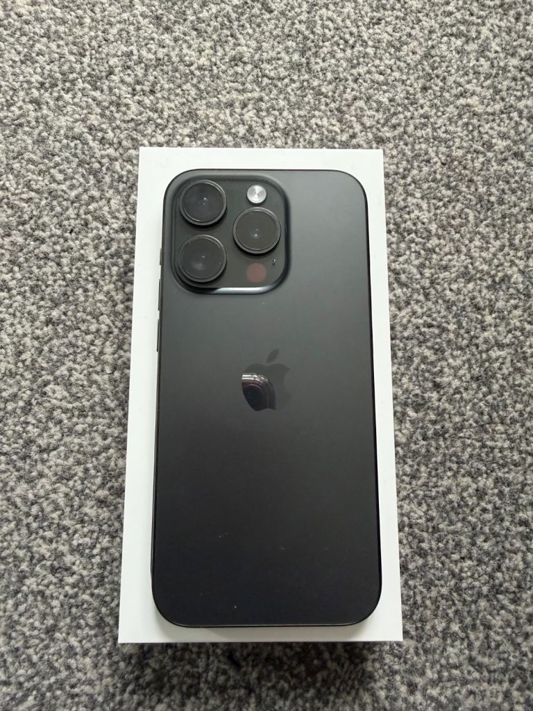 iPhone 15 pro 256gb grey