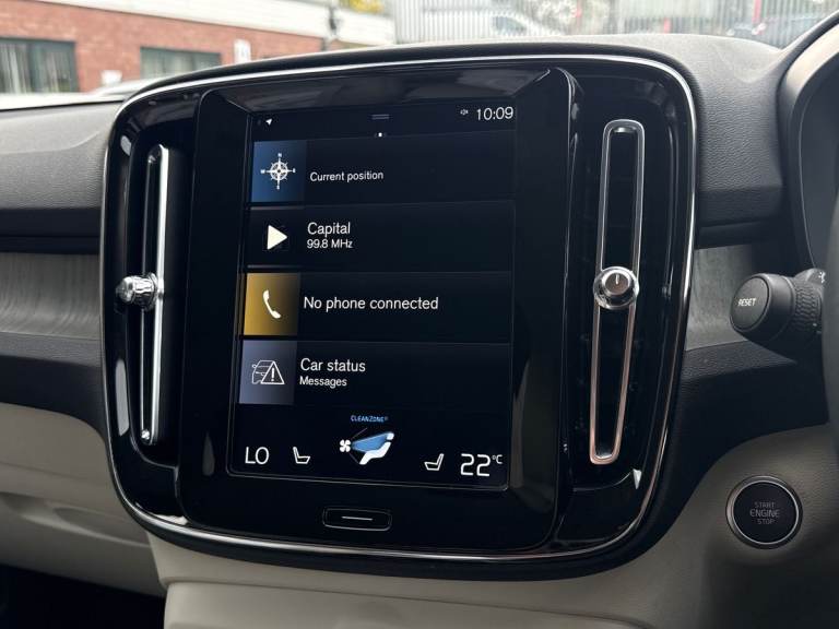 2022 Volvo XC40 2.0 B4P Inscription 5dr AWD Auto [7 speed] ESTATE PETROL Automatic