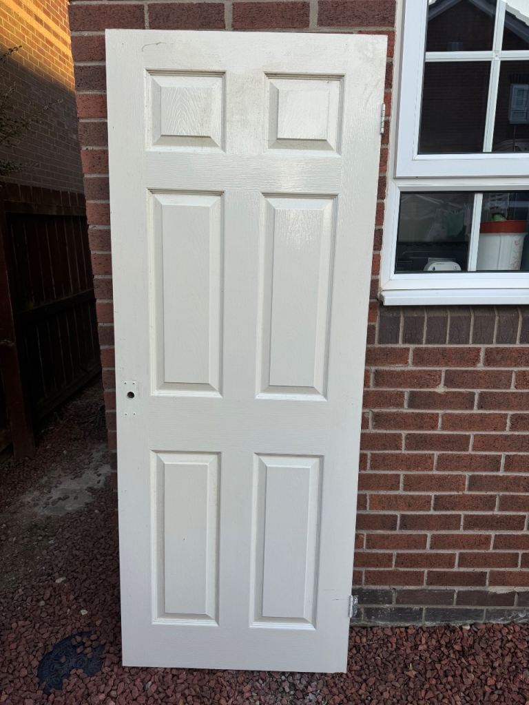 4 x Internal 6 panel white doors