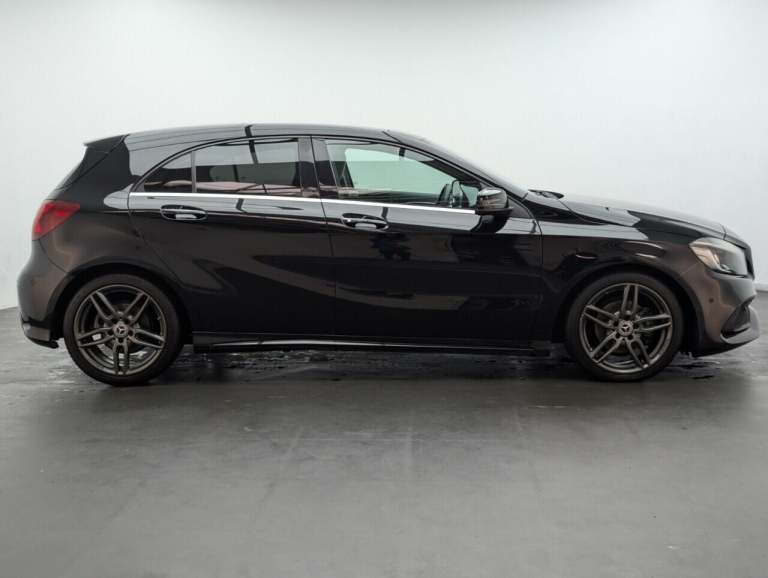 2018 Mercedes-Benz A-Class 2.1 A200d AMG Line (Premium Plus) Hatchback 5dr Diesel 7G-DCT Euro 6 (...