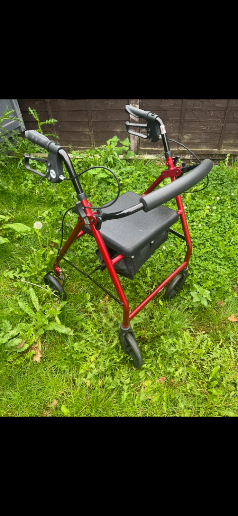 Walker - red Drive R8 lightweight aluminium rollator with a seat