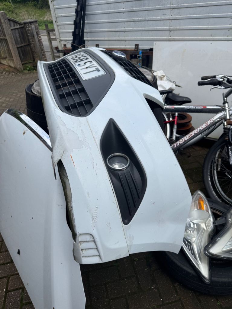 Focus mk2 front end bonnet bumper wings