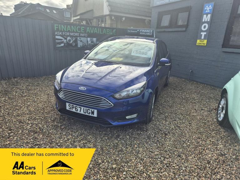 2017 Ford Focus 1.0 EcoBoost 125 Zetec Edition 5dr HATCHBACK Petrol Manual