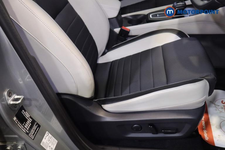 2022 Nissan Qashqai 1.3 DiG-T MH 158 Tekna 5dr Xtronic SUV Petrol Automatic