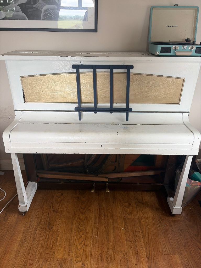 FREE White Upright Piano with Gold Detail and Music Stand