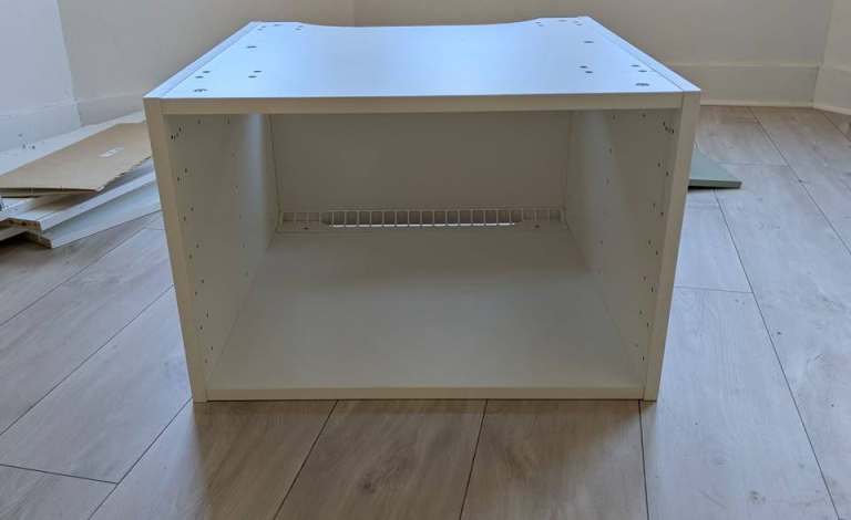 IKEA kitchen cabinet (60cmx60cmx40cm)