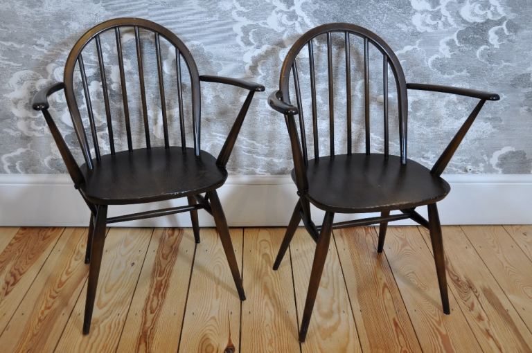 Set of 2 Vintage Retro 60's Ercol Windsor Carver Chairs mdl 370A Old Colonial