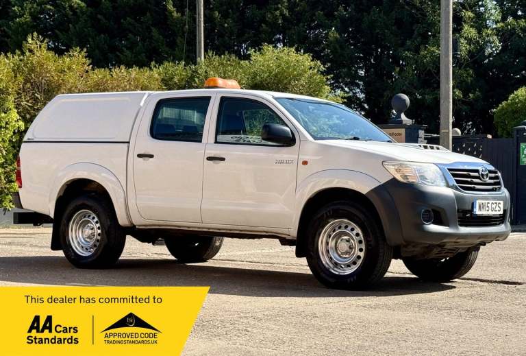 2015 Toyota Hilux 2.5 D-4D Active 4WD Euro 5 4dr Diesel