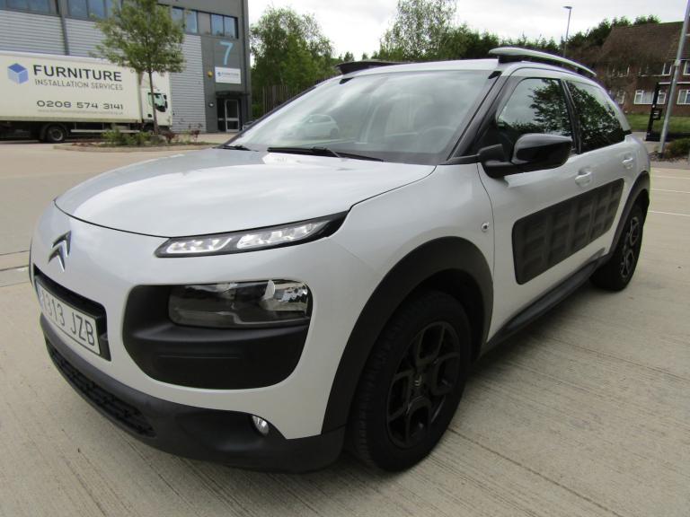 2017 Citroen C4 Cactus 1.2 PURETECH 82 FEEL EURO 6 5 SPEED MANUAL PETROL 5DR LHD Hatchback Petrol...