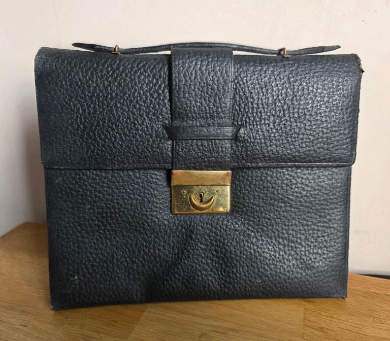Black Leather Vintage Writing Wallet
