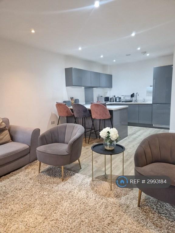 2 bedroom flat in Mitcham Road, Croydon, CR0 (2 bed) (#2993184)