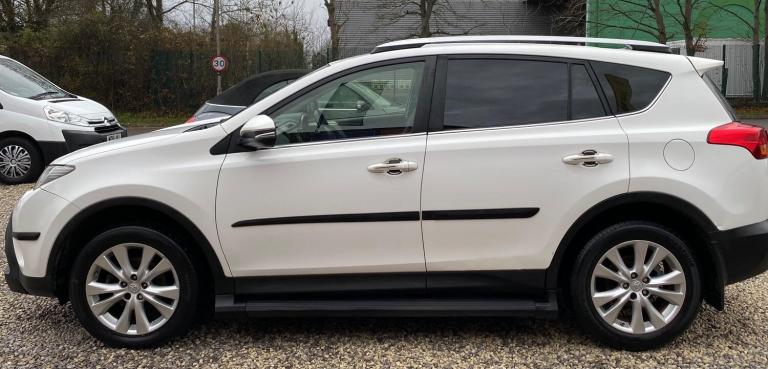 2013 Toyota RAV4 2.2 D-4D Invincible 4WD Euro 5 5dr ESTATE Diesel Manual