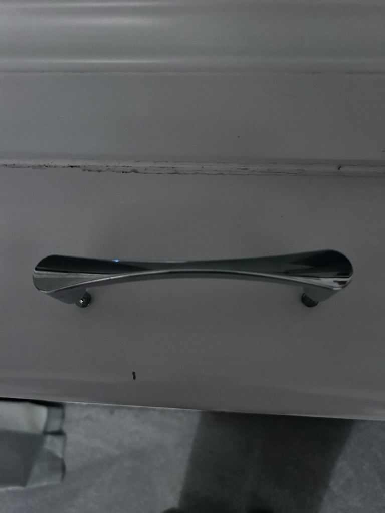 30 off Kitchen/Bedroom cupboard door handles 