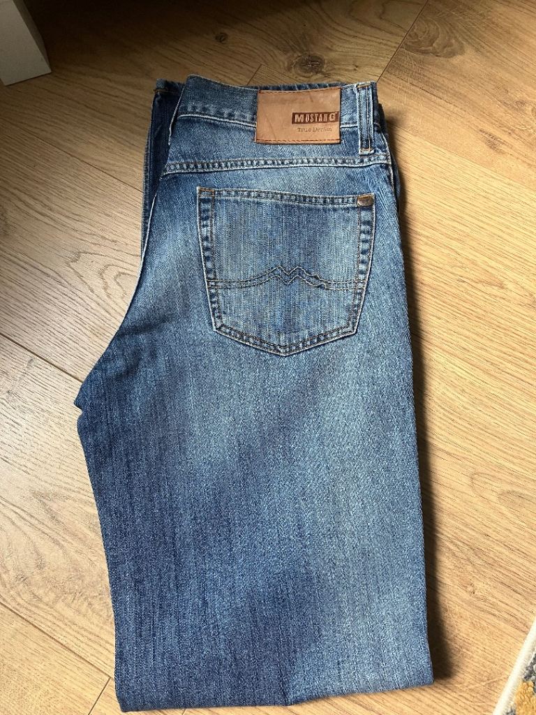 image for Men’s new Mustang tramper jeans 33x34 