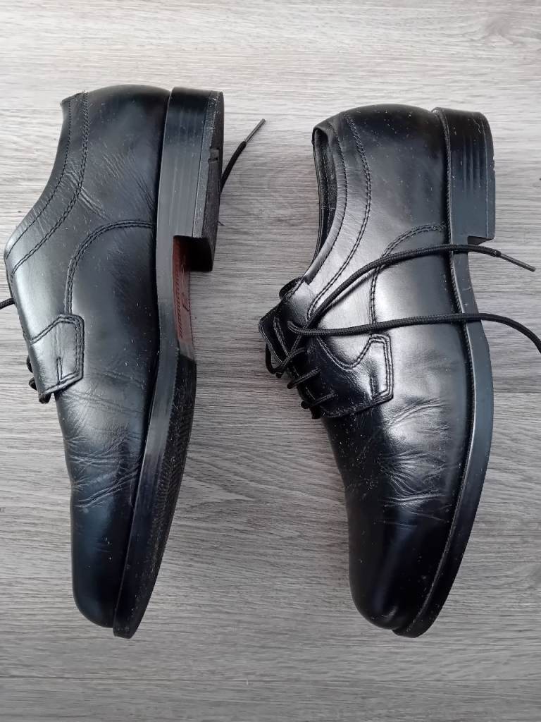 Mens Black Shoes - size 9