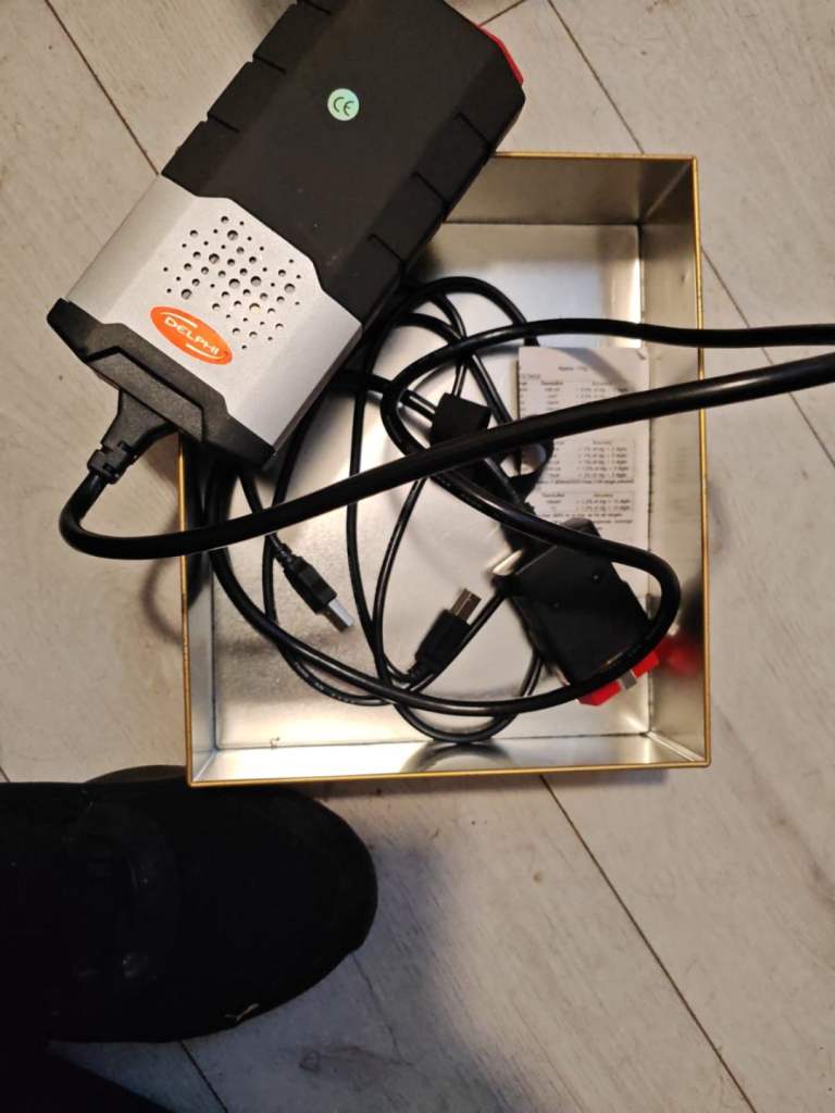 Delphi  diagnostic reader