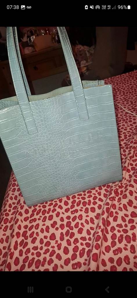 Lovely Light Blue Croc Effect Handbag – Good Condition