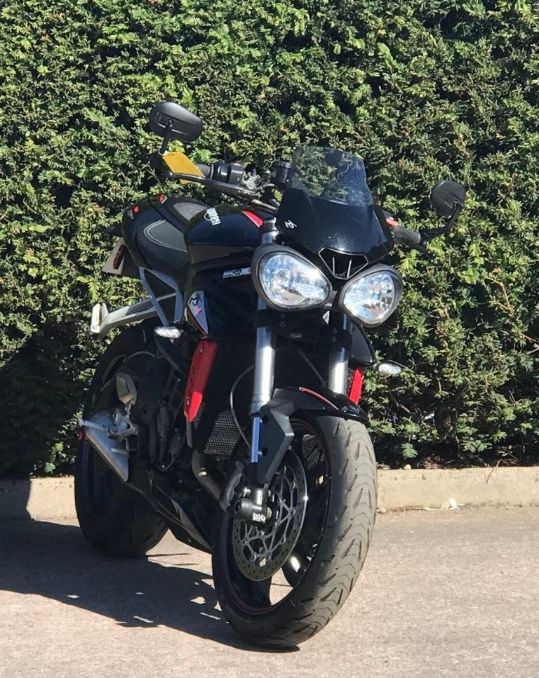 TRIUMPH STREET TRIPLE 765 RS - 2017 - NICE EXTRAS