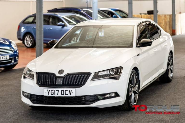 2017 Skoda Superb 2.0 TDI SportLine Hatchback 5dr Diesel DSG Auto 6Spd Euro 6 (s/s) (190 ps) Hatc...