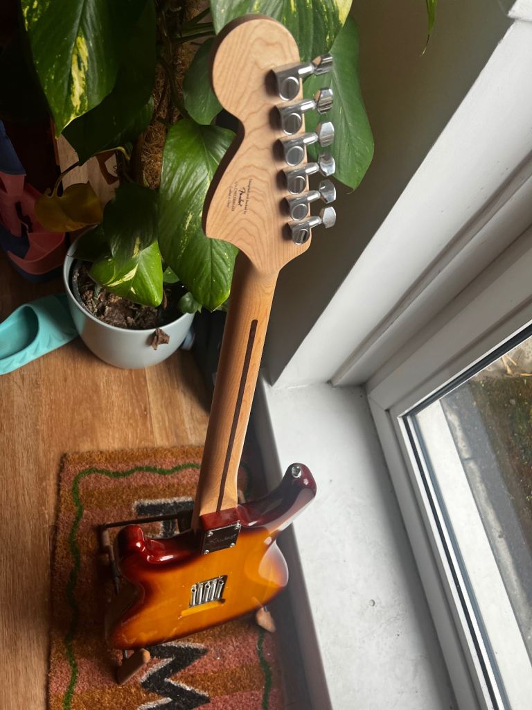 Fender Squire Guitar HSS