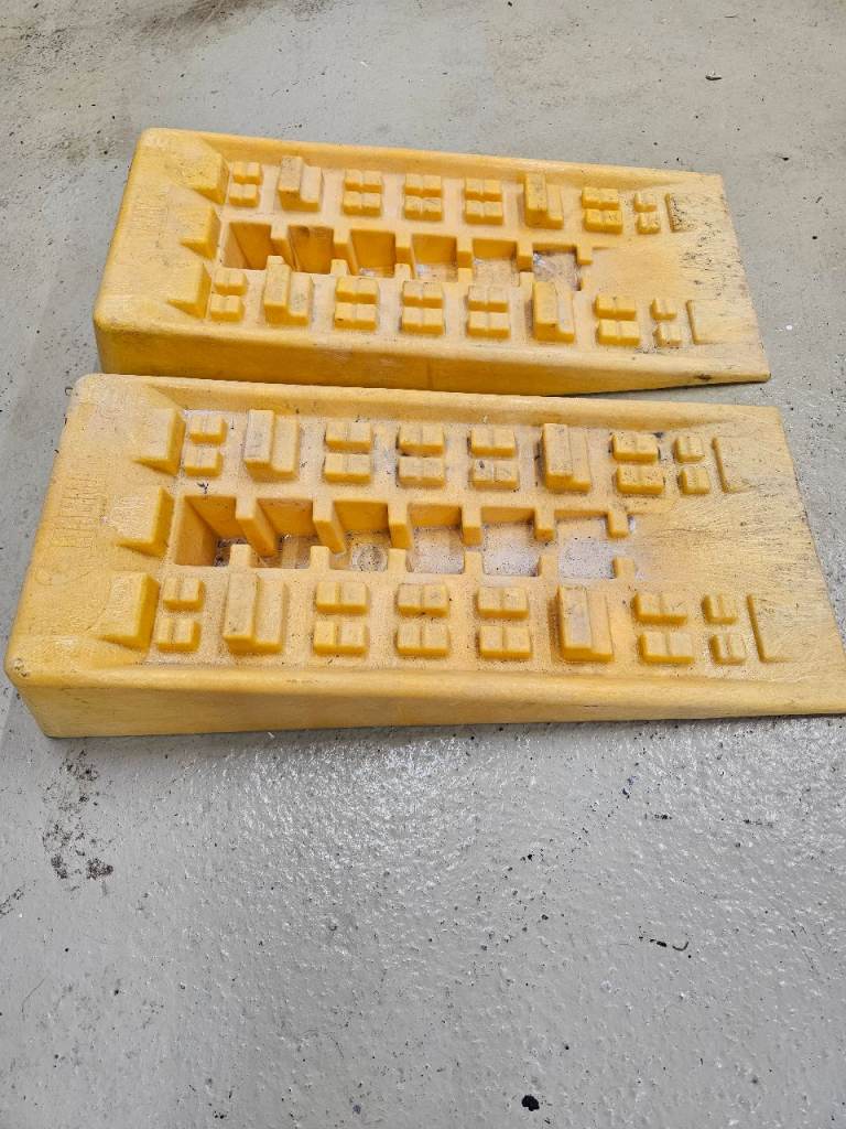 Fiamma Jumbo Levelling Ramps 