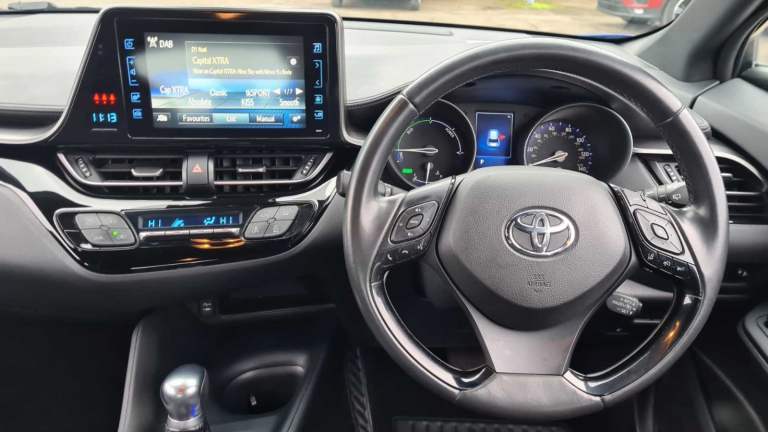 Toyota C-HR Hybrid 1.8 VVT-h Icon ULEZ Free Automatic CVT Excellent Condition