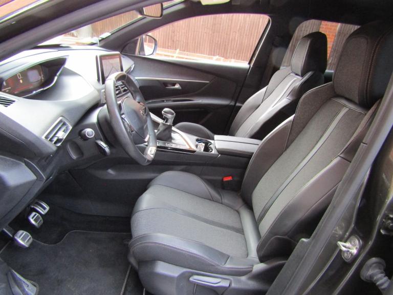 2019 Peugeot 3008 1.2 PureTech GT Line 5DR EURO6 LEFT HAND DRIVE  Estate Petrol Manual