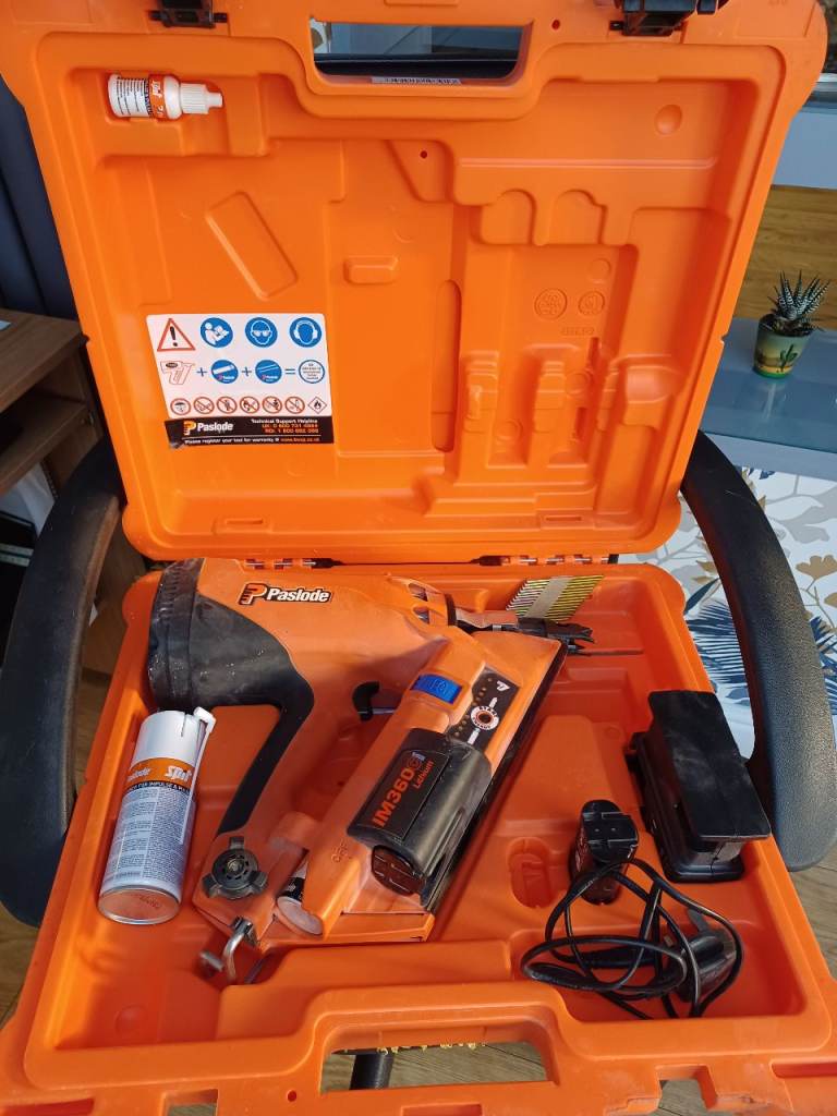 Paslode 1st fix nail gun