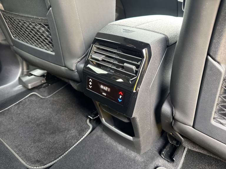 2025 Peugeot 5008 1.2 Hybrid 136 GT 5dr e-DSC6 HATCHBACK PETROL Automatic