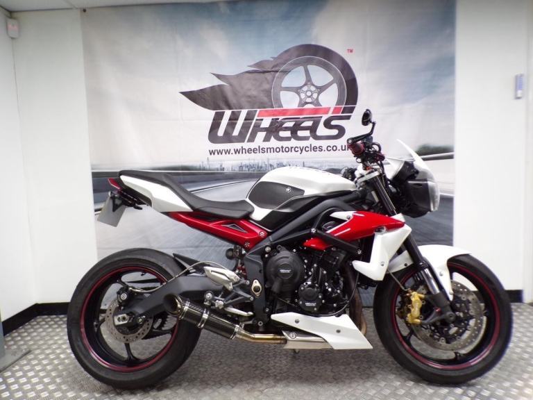 2013 TRIUMPH STREET TRIPLE 675 R 