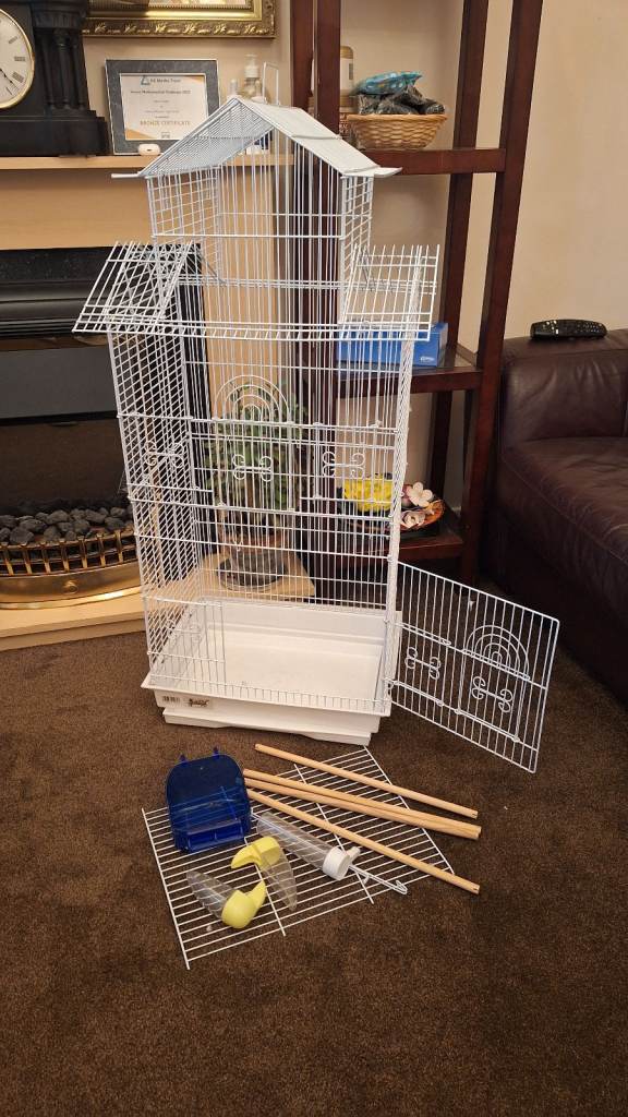 Large Tall White Metal Bird Cage Suitable For Budgies, Canaries, Finches etc