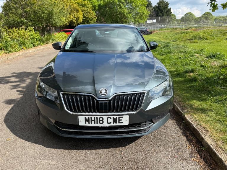 Skoda, SUPERB, Hatchback, 2018, Semi-Auto, 1598 (cc), 5 doors