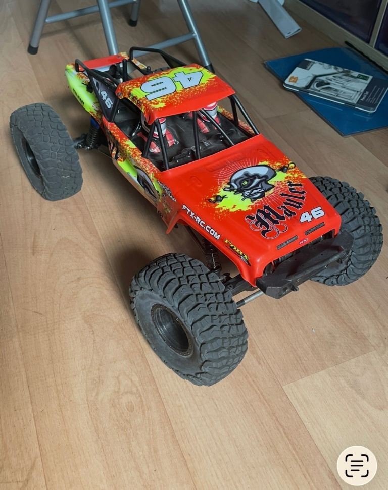 RC Crawler/Buggy – Good Condition, Ready to Run