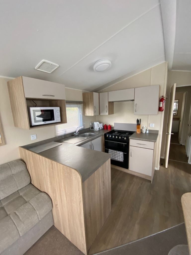 Fabulous 2 bed Newquay stay minutes from the beach