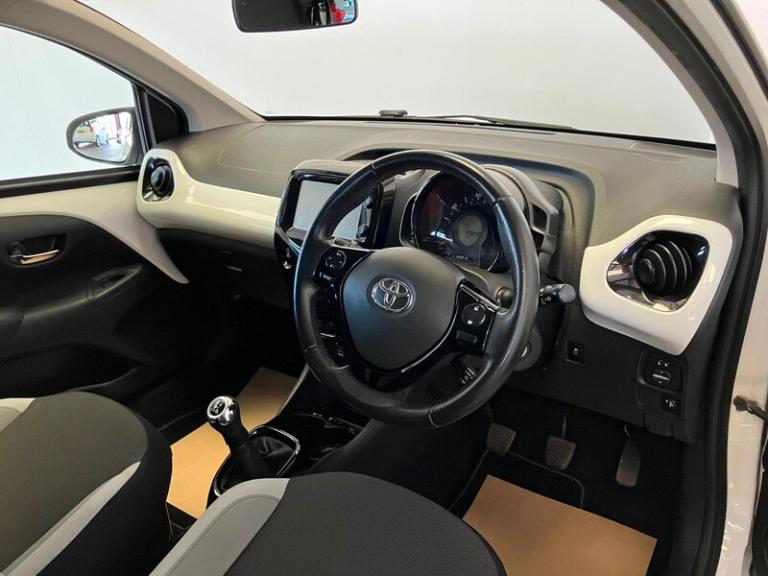 2017 Toyota AYGO VVT-I X-PRESS HATCHBACK Petrol Manual