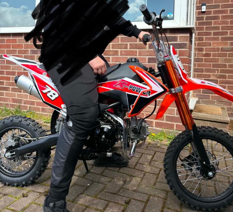 125cc semi auto motorbike 
