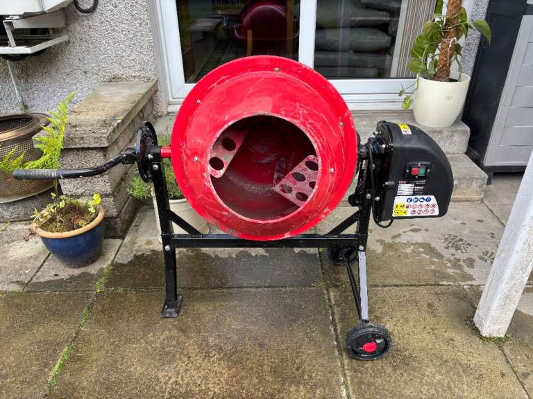 Excel 70L Portable Cement Mixer, 240V mains power, small capacity mixer, ideal for DIY jobs