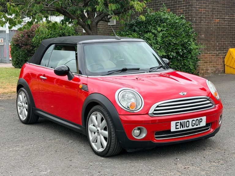 Mini Cooper Convertible Red