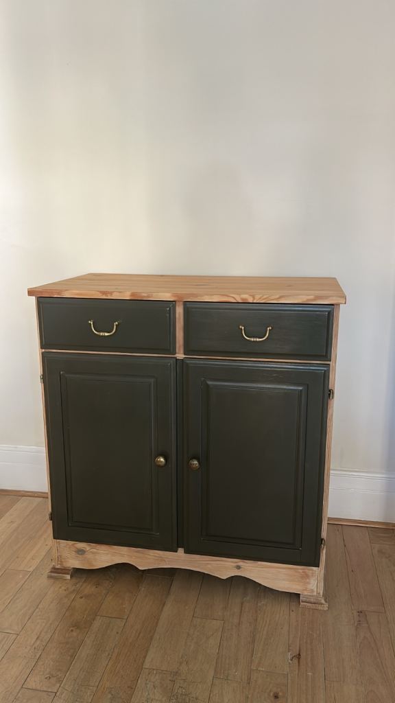 Lovely Wooden Sideboard with Dark Green Doors & Drawers
